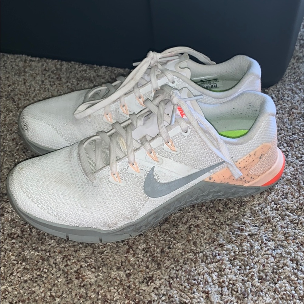 Nike metcons